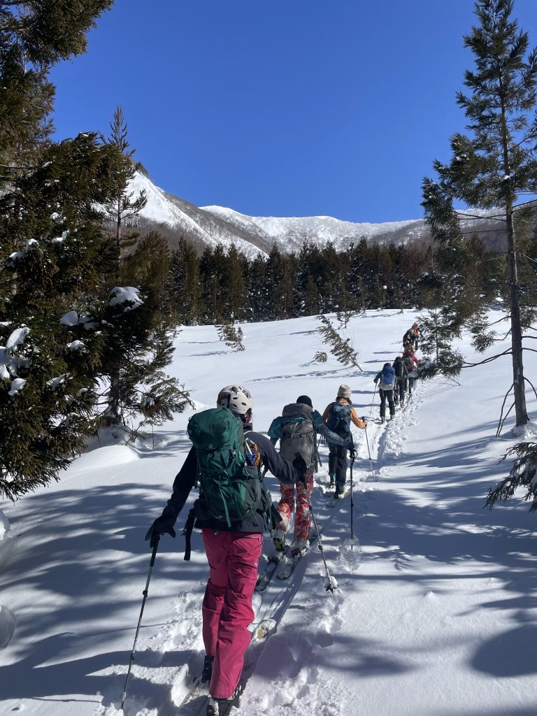 山スキー日白山